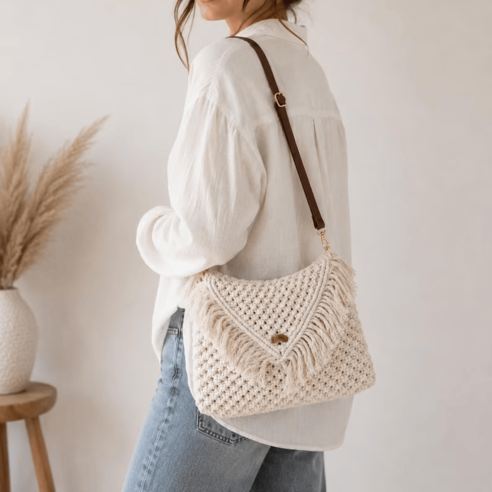 Handmade Macrame Shoulder Bag – Boho Fringe Crossbody Purse